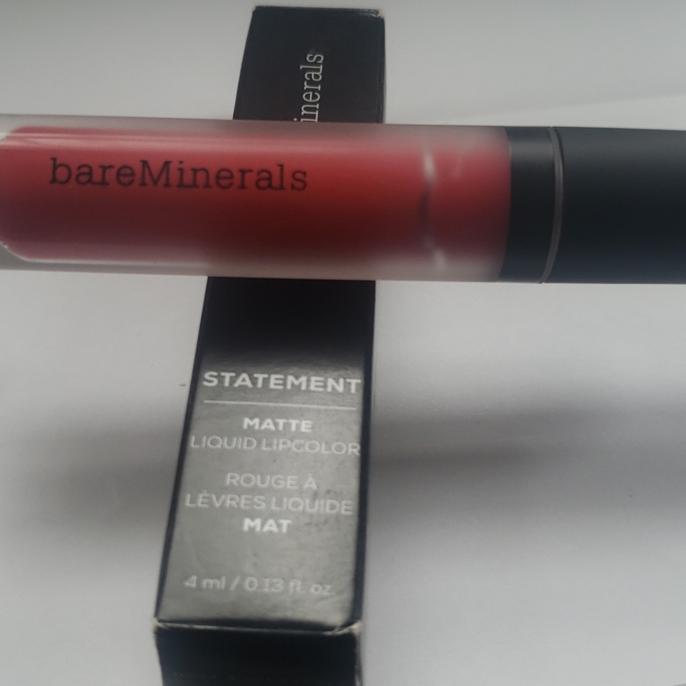 New bareMinerals liquid lipstick.Matte look.
